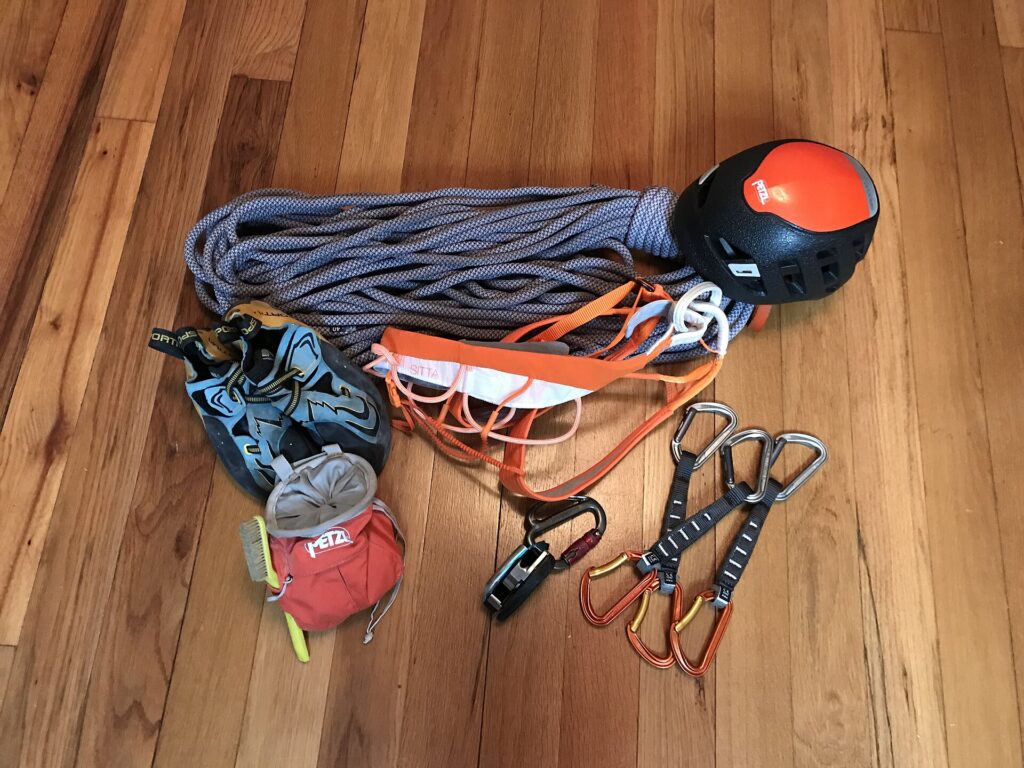climbing rope carabiner