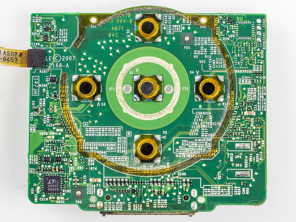 circuit board technology (foto: Raimond Spekking / CC BY-SA 4.0, Wikimedia Commons)